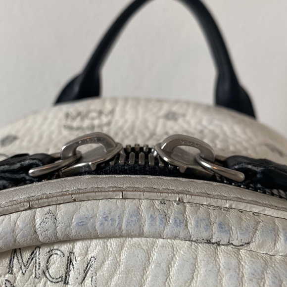 McM bag - Picture 10 of 16